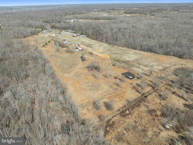 16420 CEDAR LAWN DR, Waldorf, MD 20601