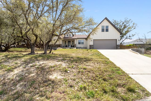 211 Spacious Sky, San Antonio, TX 78260