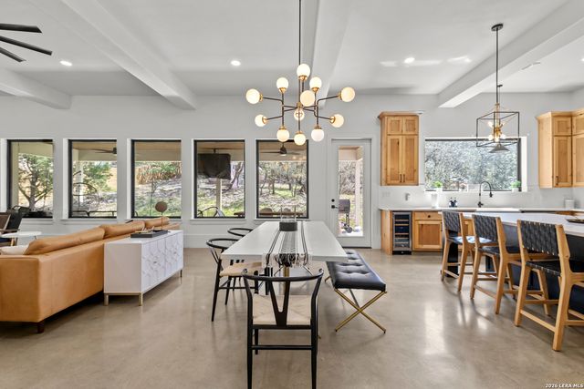 211 Spacious Sky, San Antonio, TX 78260