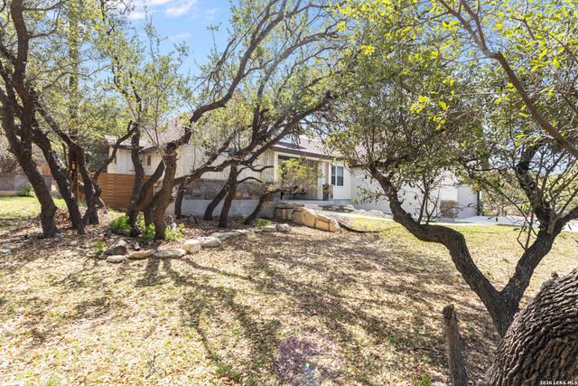 211 Spacious Sky, San Antonio, TX 78260