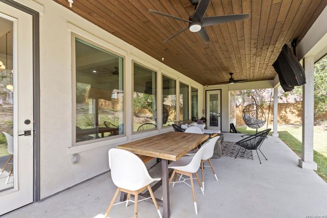 211 Spacious Sky, San Antonio, TX 78260