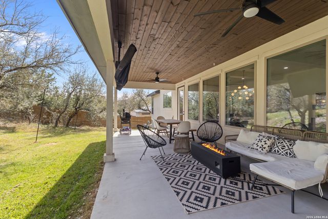 211 Spacious Sky, San Antonio, TX 78260