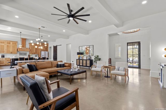 211 Spacious Sky, San Antonio, TX 78260