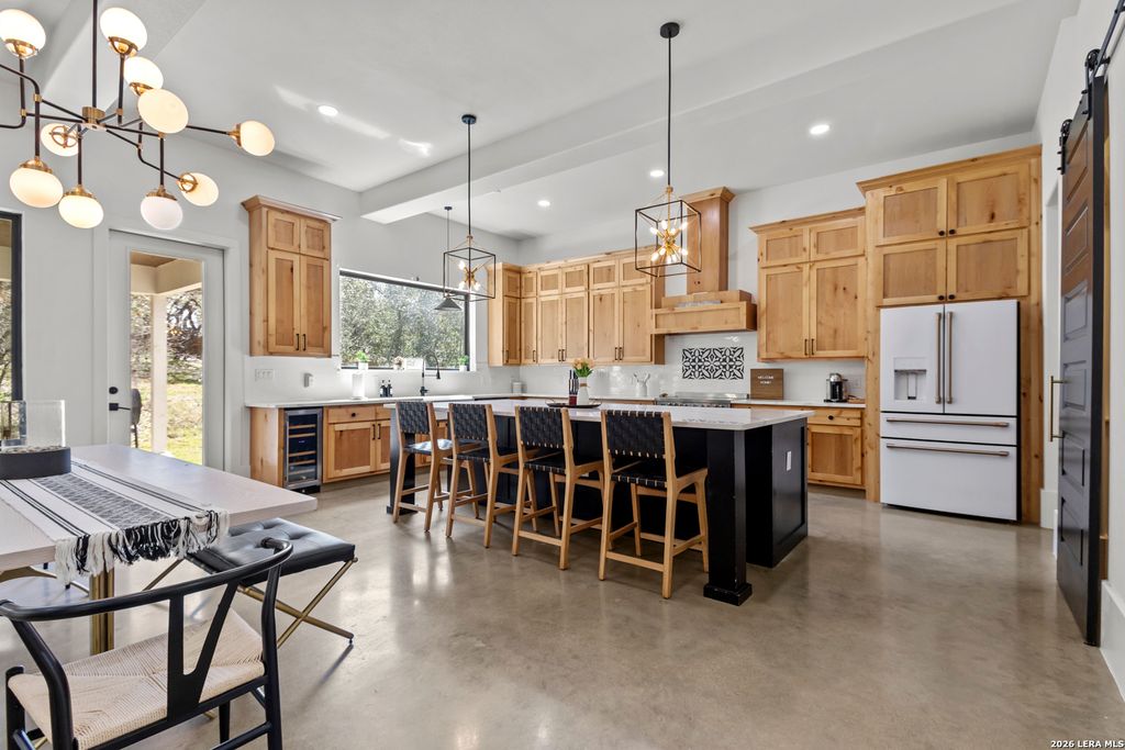 211 Spacious Sky, San Antonio, TX 78260