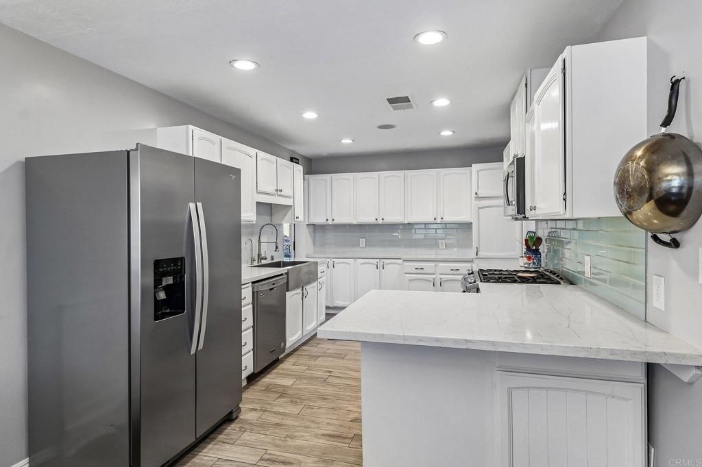 9535 Lakeview Drive, La Mesa, CA 91942 — photo 4