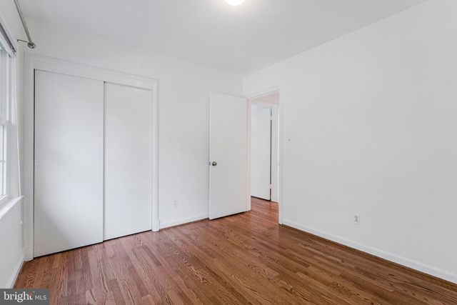 3160 RAVENWOOD DR, Falls Church, VA 22044