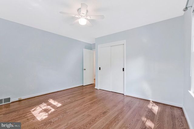 3160 RAVENWOOD DR, Falls Church, VA 22044