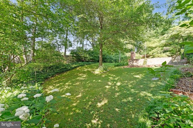 3160 RAVENWOOD DR, Falls Church, VA 22044