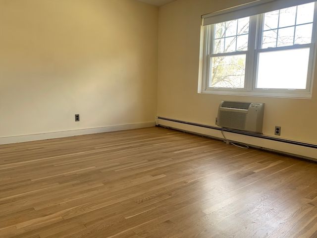 145 Emerson Garden 145, Lexington, MA 02420