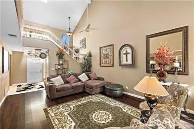 21914 Montagu, Mission Viejo, CA 92692