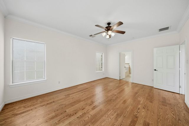 1525 Rosewood Street, Houston, TX 77004