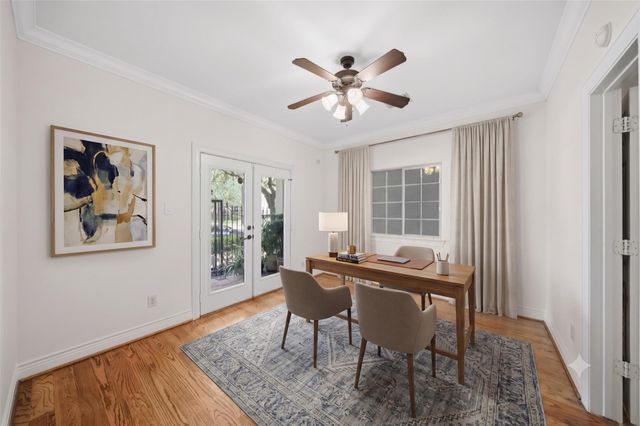 1525 Rosewood Street, Houston, TX 77004