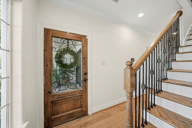 1525 Rosewood Street, Houston, TX 77004