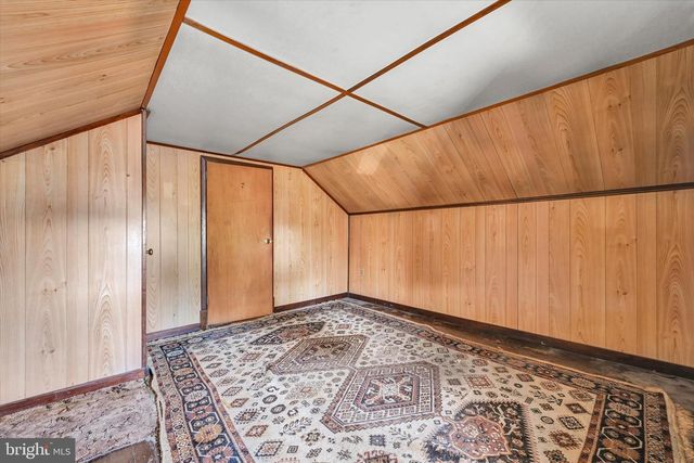 32 S JACKSON ST, Pottsville, PA 17901