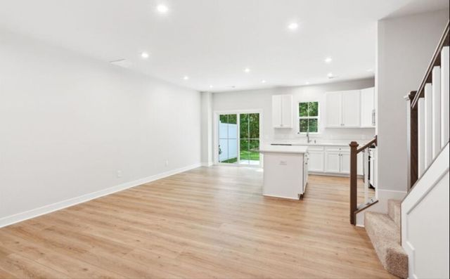 1052 Crescent Cove Lane, Summerville, SC 29483