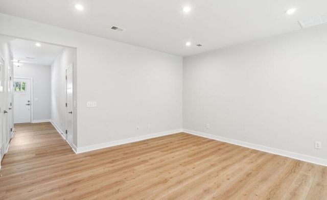 1052 Crescent Cove Lane, Summerville, SC 29483