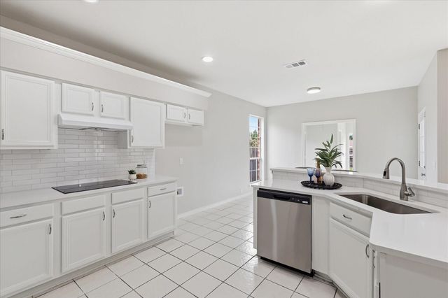 2209 Everglade Court, Carrollton, TX 75006