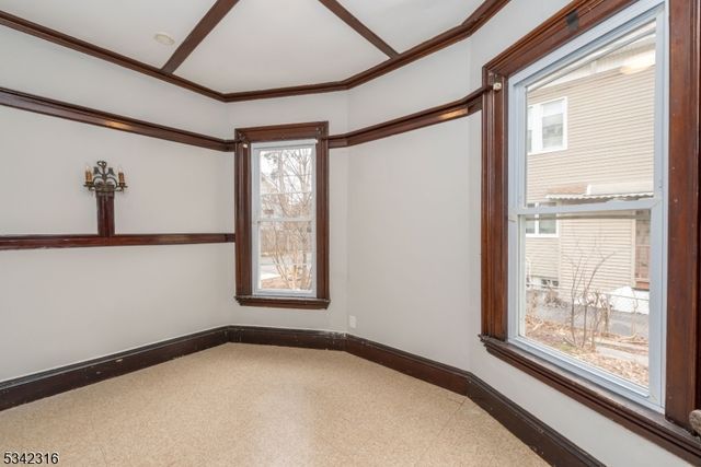 122 Milligan Pl, South Orange Village Twp., NJ 07079