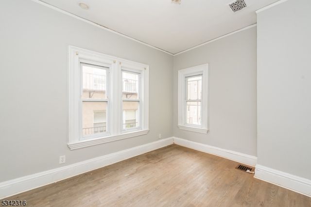 122 Milligan Pl, South Orange Village Twp., NJ 07079