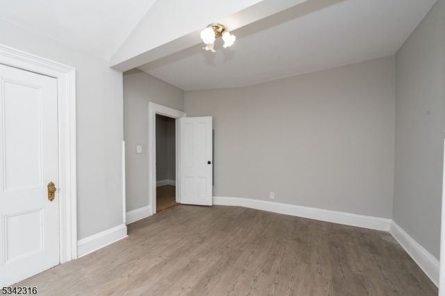 122 Milligan Pl, South Orange Village Twp., NJ 07079