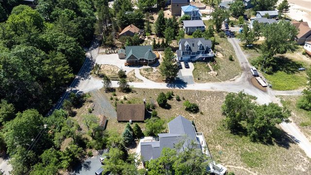 55 S Lighthouse Drive, Mears, MI 49436