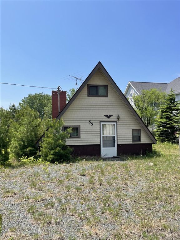 55 S Lighthouse Drive, Mears, MI 49436