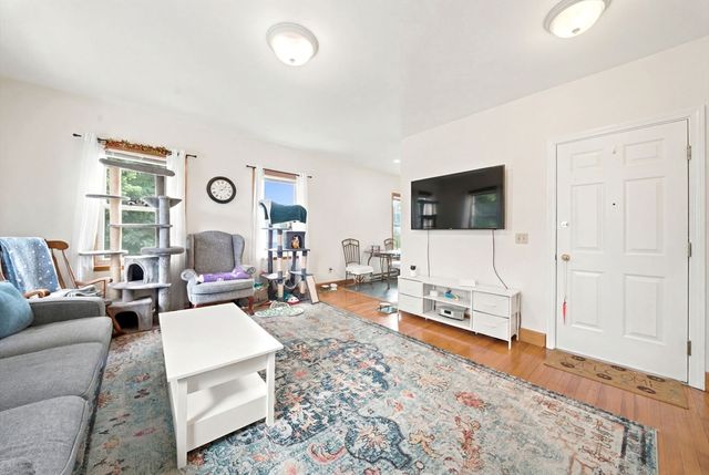 10 Cliff St. 3, Quincy, MA 02169