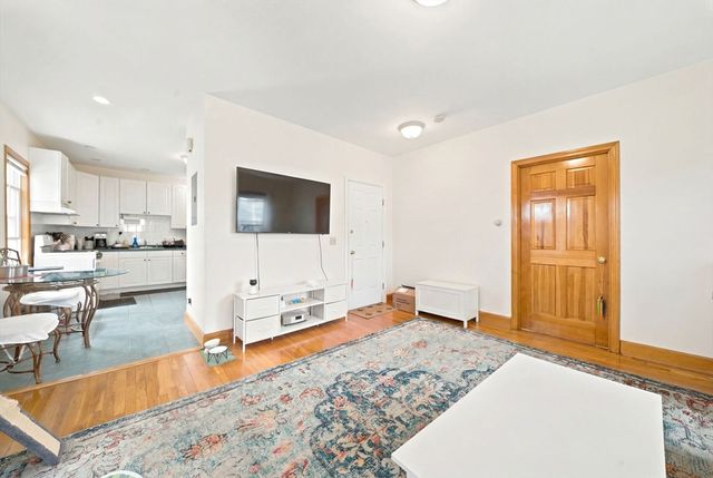 10 Cliff St. 3, Quincy, MA 02169