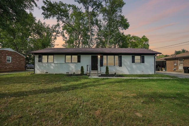 1611 Eagle St, Murfreesboro, TN 37130