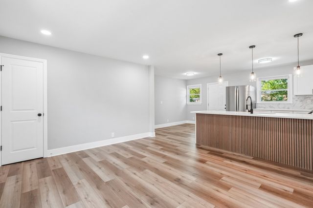 1611 Eagle St, Murfreesboro, TN 37130