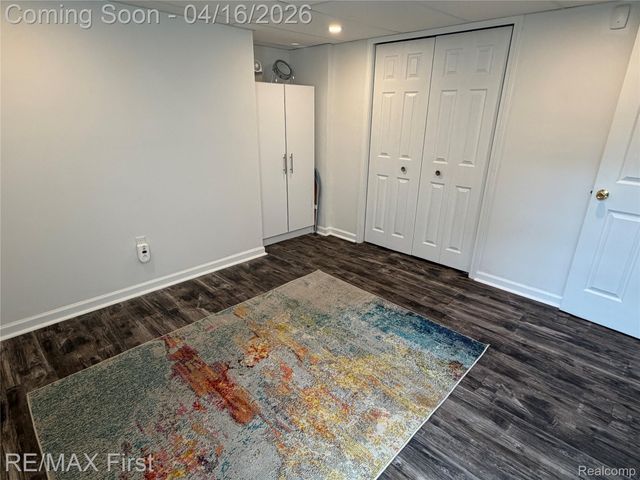 29349 W Chanticleer Drive, Southfield, MI 48034