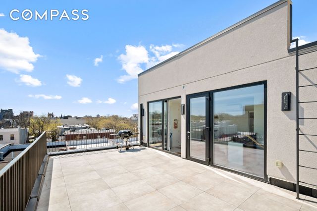 112 Cooper St Apt 4B, New York City, NY 11207