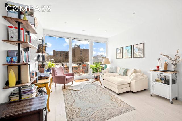 112 Cooper St Apt 4B, New York City, NY 11207