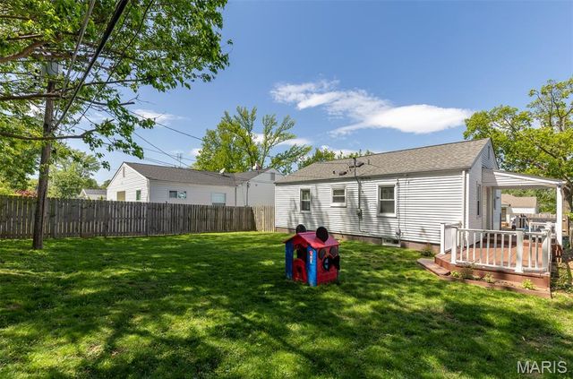 8726 Florence Avenue, Brentwood, MO 63144