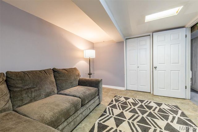 8726 Florence Avenue, Brentwood, MO 63144