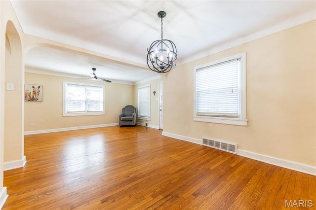 8726 Florence Avenue, Brentwood, MO 63144