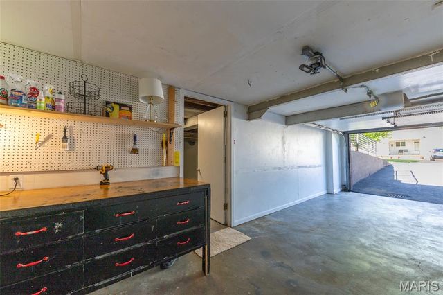 8726 Florence Avenue, Brentwood, MO 63144