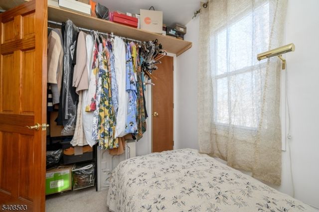 19 Skyland Ave, Wanaque Boro, NJ 07420