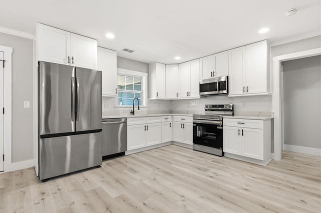 320 Muscari Dr., Murrells Inlet, SC 29576