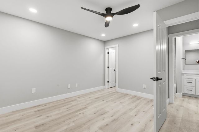 320 Muscari Dr., Murrells Inlet, SC 29576