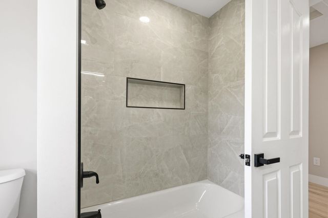 320 Muscari Dr., Murrells Inlet, SC 29576