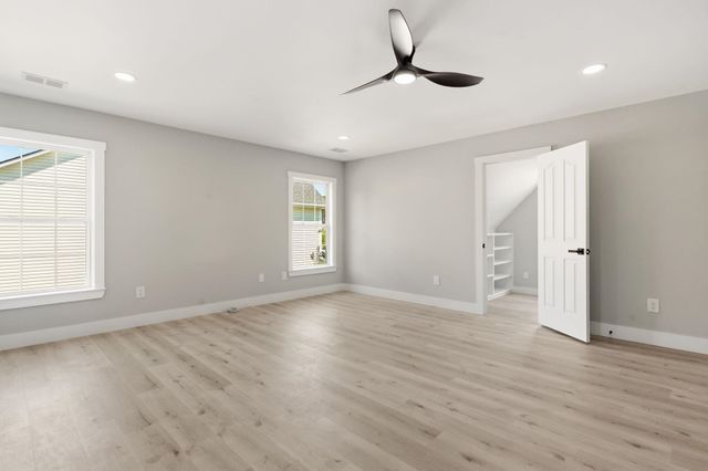 320 Muscari Dr., Murrells Inlet, SC 29576