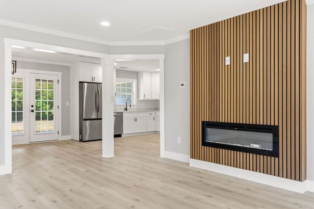 320 Muscari Dr., Murrells Inlet, SC 29576