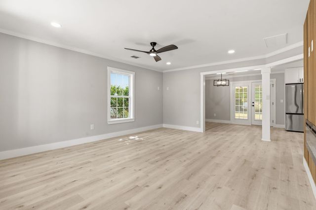 320 Muscari Dr., Murrells Inlet, SC 29576