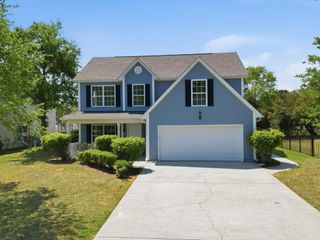 320 Muscari Dr., Murrells Inlet, SC 29576