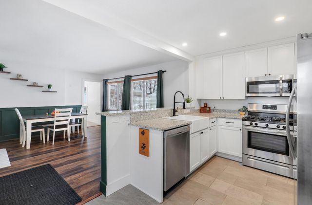 3424 Wilshire Place NE, Minneapolis, MN 55418