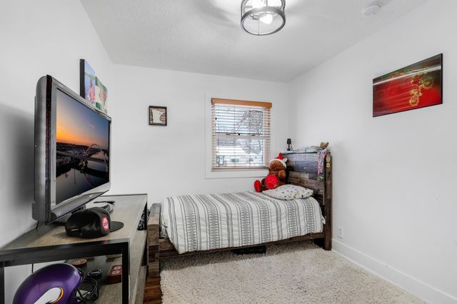 3424 Wilshire Place NE, Minneapolis, MN 55418