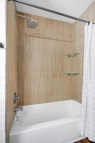 3424 Wilshire Place NE, Minneapolis, MN 55418