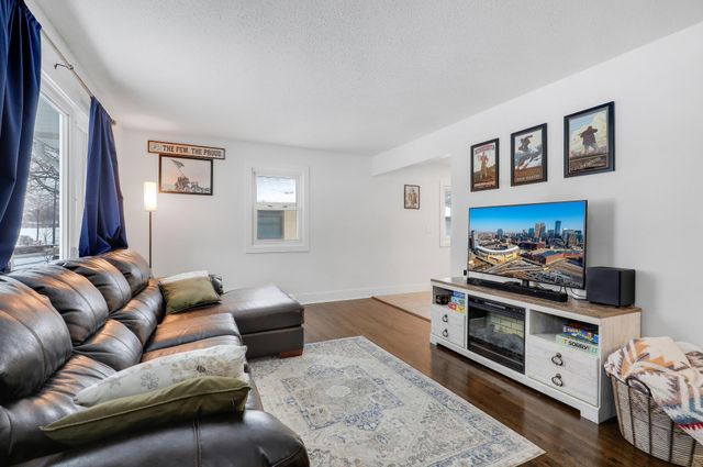 3424 Wilshire Place NE, Minneapolis, MN 55418