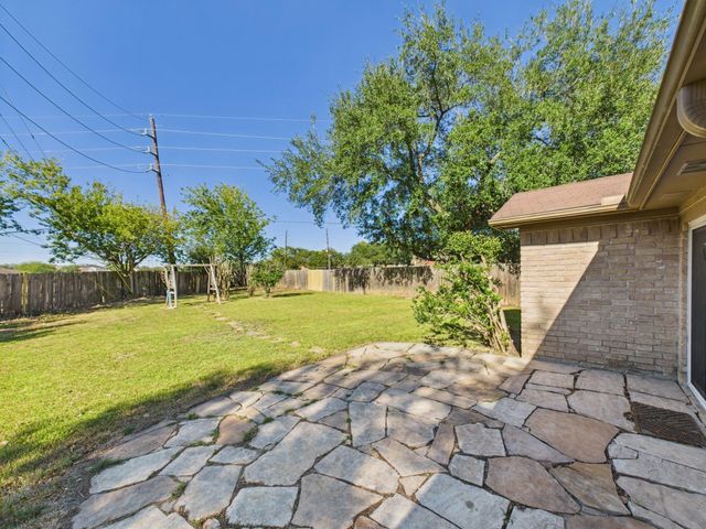 3602 Brier Gardens Drive, Houston, TX 77082